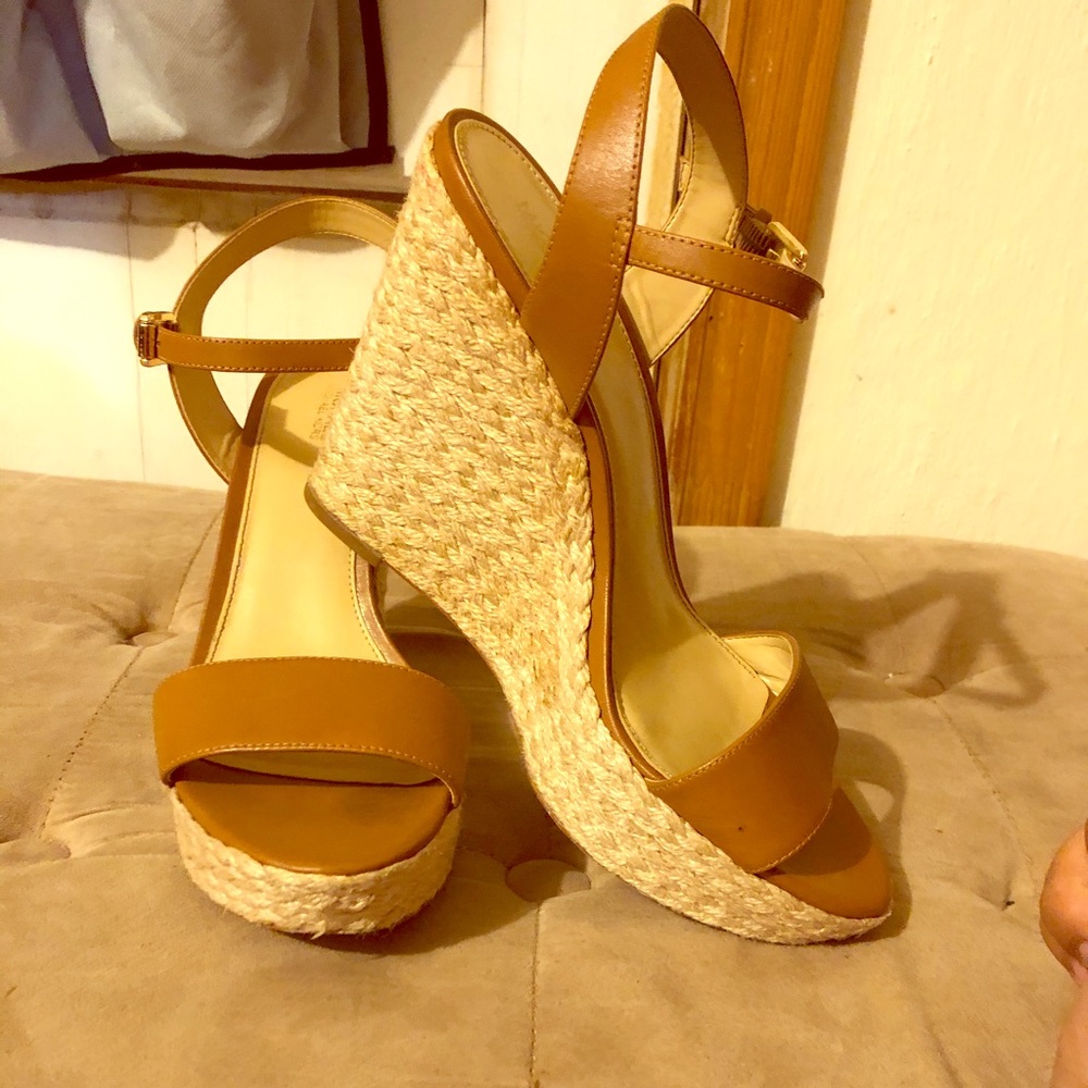 Tan wedges